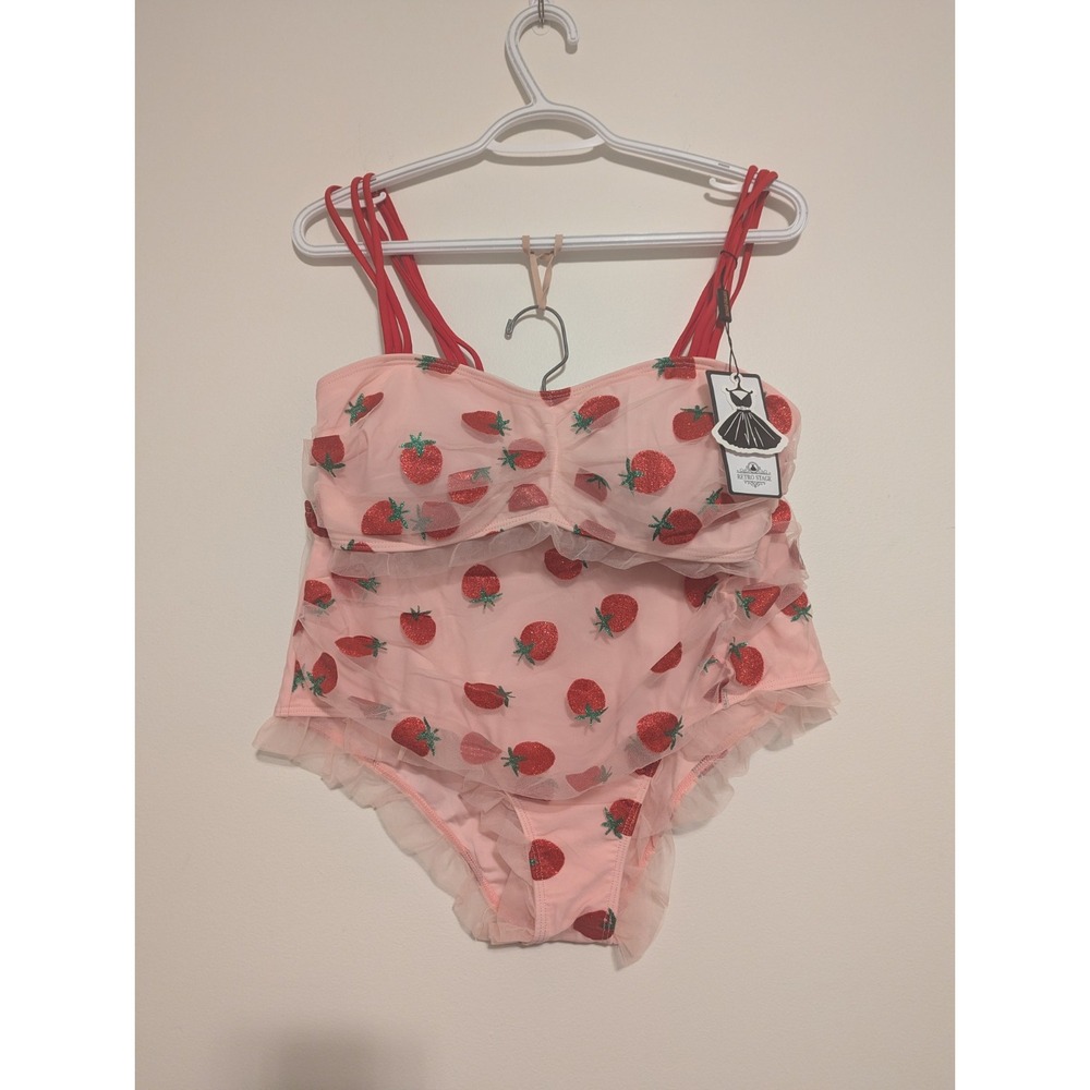 NWT 1950s Style Retro Stage Two Piece Swimsuit‎ STRAWBERRY Pink Womens Sz Large